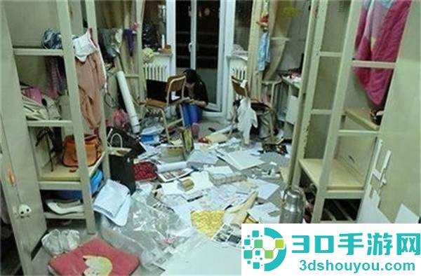 令人作呕:女生宿舍竟堪比垃圾厂!!!