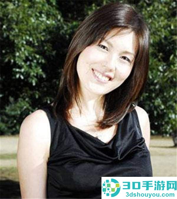 职业女主播直播期间竟当众拭泪