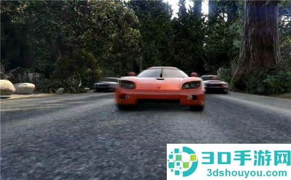 《GTA5》重制《极品飞车14:热力追踪》:警匪追击好紧张!